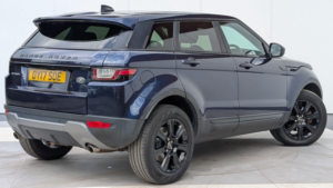 2017 Land Rover Range Rover Evoque 2.0 Td4 Se Tech Auto 4WD Euro 6 (s/s) 5dr in Blue — image 6