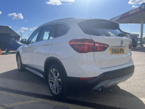 2015 BMW X1 2.0 X1 Sdrive18d Xline in White — image 5