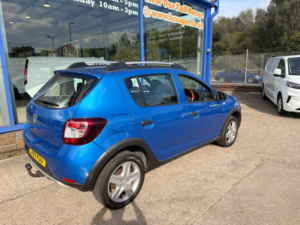 2015 Dacia Sandero Stepway 0.9 Tce Ambiance Hatchback 5dr Petrol Manual Euro 5 90 Ps in Blue — image 6