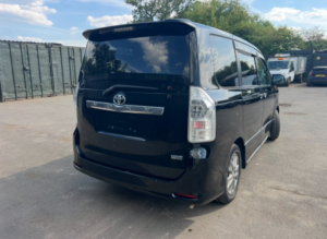 2013 Toyota Voxy 70 Series in Black — image 4