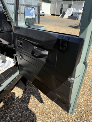 1988 Land Rover Defender 90 *200tdi Engine Upgrade*nice Refurb* in Green — image 5