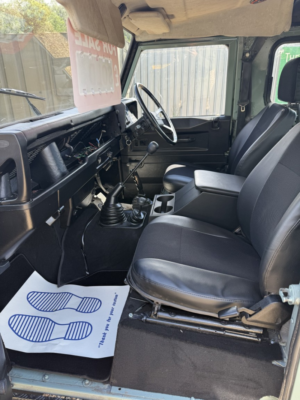 1988 Land Rover Defender 90 *200tdi Engine Upgrade*nice Refurb* in Green — image 6