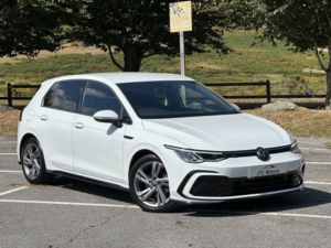 2020 Volkswagen Golf 1.5 Tsi 150 R-Line 5dr Man, White, Petrol + Great History in White — image 6