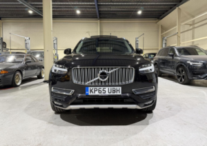 2015 Volvo Xc90 2.0 D5 Inscription Geartronic 4WD Euro 6 (s/s) 5dr in Black — image 2