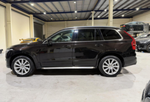 2015 Volvo Xc90 2.0 D5 Inscription Geartronic 4WD Euro 6 (s/s) 5dr in Black — image 4
