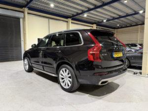 2015 Volvo Xc90 2.0 D5 Inscription Geartronic 4WD Euro 6 (s/s) 5dr in Black — image 5