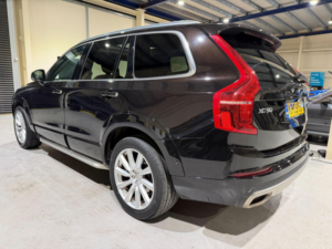 2015 Volvo Xc90 2.0 D5 Inscription Geartronic 4WD Euro 6 (s/s) 5dr in Black — image 6