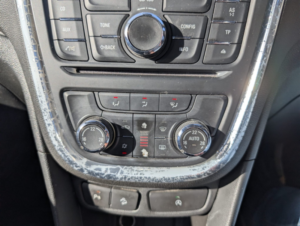 2015 Vauxhall Mokka 1.4 I Turbo Exclusiv in Black — image 4