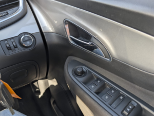2015 Vauxhall Mokka 1.4 I Turbo Exclusiv in Black — image 6