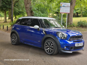 2016 MINI Countryman 2.0 Cooper Sd Auto All4 Euro 5 5dr in Blue — image 2