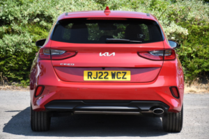 2022 Kia Ceed 1.5 T-Gdi 3 Hatchback 5dr Petrol Manual Euro 6 (s/s) (158 Bhp) in Multicolour — image 4