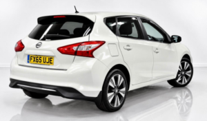 2015 Nissan Pulsar 1.2 Dig-T Tekna Euro 5 (s/s) 5dr Euro 5 in White — image 4