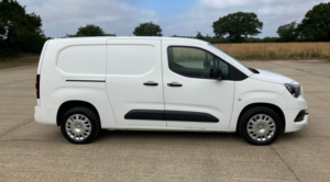 2020 Vauxhall Combo 1.5 Turbo D 2300 Sportive No Vat in White — image 3