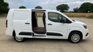 2020 Vauxhall Combo 1.5 Turbo D 2300 Sportive No Vat in White — image 4
