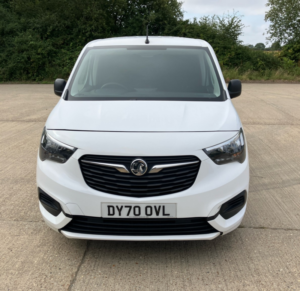 2020 Vauxhall Combo 1.5 Turbo D 2300 Sportive No Vat in White — image 5