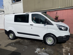 2018 Ford Transit Custom 2.0 320 Ecoblue Crew-Cab in White — image 4