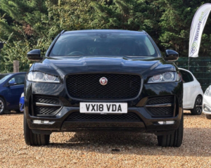 2018 Jaguar F-Pace 2.0 D180 R-Sport Auto AWD Euro 6 (s/s) 5dr in Black — image 4