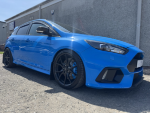 2017 Ford Focus 2.3 T Ecoboost Rs in Blue — image 6