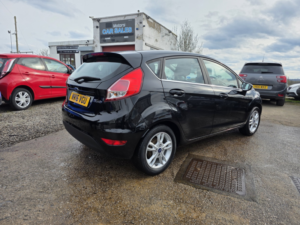 2016 Ford Fiesta 1.3 Zetec in Black — image 6