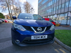 2014 Nissan Qashqai 1.2 Dig-T Acenta Premium 2WD Euro 5 (s/s) 5dr in Blue — image 4