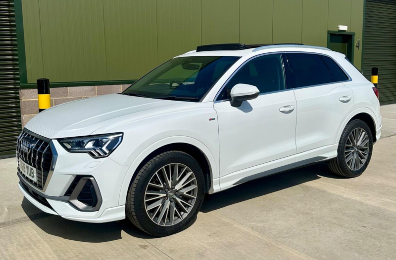 2019 Audi Q3 2.0 Tfsi 40 S Line S Tronic Quattro Euro 6 (s/s) 5dr in White — image 1