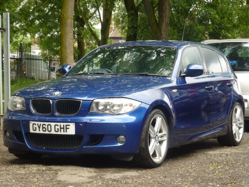 2010 BMW 1 Series 2.0 118d M Sport Hatchback 5dr Diesel Steptronic Euro 5 (143 Ps) in Blue — image 1