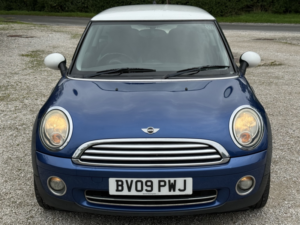 2009 MINI Hatch 1.6 Cooper Hatch in Blue — image 6