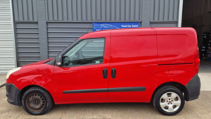 2013 Fiat Doblo 1.3 Doblo Cargo Cargo 1.3 90 Multijet Ii in Red — image 4