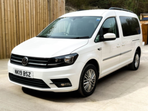 2019 Volkswagen Caddy Maxi Life 4 SEAT Auto Wheelchair Accessible Disabled Access Vehicle Wav in White — image 3
