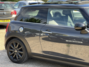 2018 MINI Hatch 2.0 Cooper S 3-Door Hatch in Grey — image 6