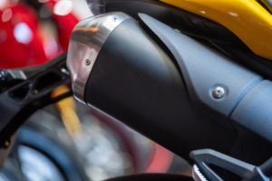 2015 Triumph Speed Triple 94 *just 1,289 Miles - One Owner - Limited Edition 94 R Model** in Yellow — image 4