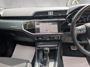 2019 Audi Q3 1.5 Tfsi Cod 35 S Line S Tronic Euro 6 (s/s) 5dr in Grey — image 6
