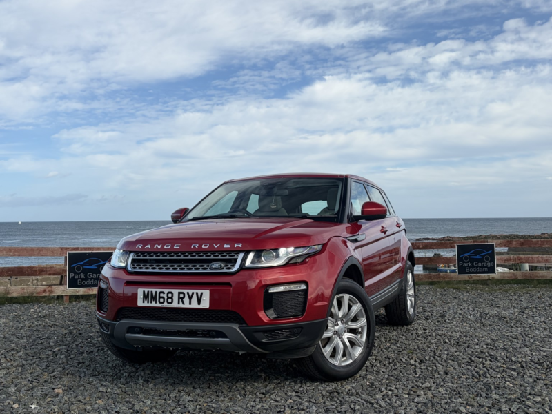 2019 Land Rover Range Rover Evoque 2.0 Td4 Se in Red — image 1