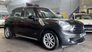 2014 MINI Countryman 1.6 Cooper All4 Countryman Grey 5dr Part Leather+cruise+7 Stamps in Grey — image 4