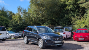 2014 Volvo Xc60 2.4 Se Lux D4 AWD (181hp) in Black — image 2