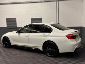 2017 BMW 3 Series 2.0 320d M Sport Saloon 4dr Diesel Auto Euro 6 (s/s) (190 Ps) in White — image 6