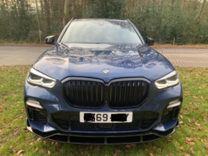2019 BMW X5 M50d in Blue — image 3