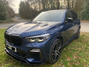 2019 BMW X5 M50d in Blue — image 5