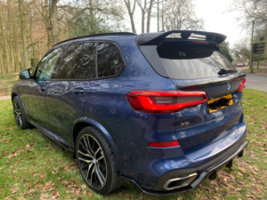 2019 BMW X5 M50d in Blue — image 6