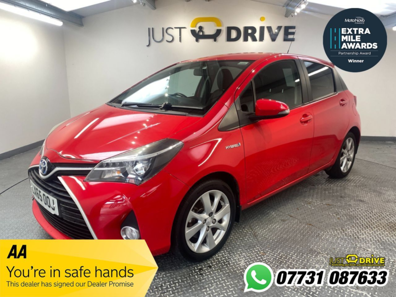 2015 Toyota Yaris 1.5 Vvt-H Sport Hatchback 5dr Petrol Hybrid E-CVT Euro 6 (101 Ps) in Red — image 1