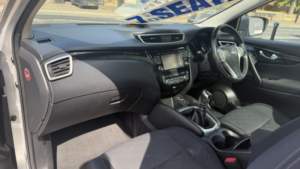 2015 Nissan Qashqai 1.5 Dci N-Tec+ Silver 5dr Lowtax+satnav+panroof in Silver — image 2