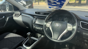 2015 Nissan Qashqai 1.5 Dci N-Tec+ Silver 5dr Lowtax+satnav+panroof in Silver — image 5