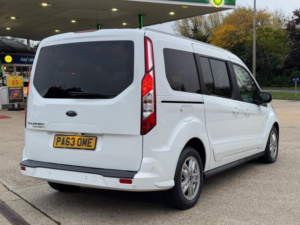2019 Ford Grand Tourneo Connect 1.5 Ecoblue Titanium Euro 6 (s/s) 5dr in White — image 3