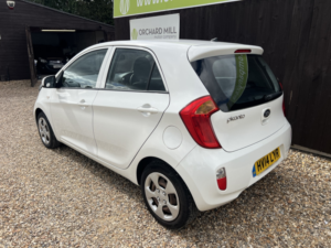 2014 Kia Picanto 1.0 1 in White — image 4