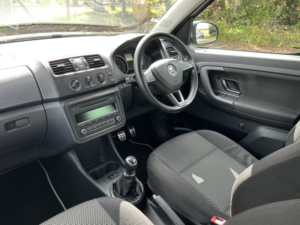 2014 Skoda Roomster 1.6 Tdi Scout in Silver — image 3