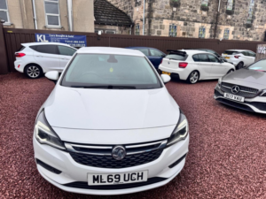 2019 Vauxhall Astra 1.4i Turbo Griffin Euro 6 (s/s) 5dr in White — image 2