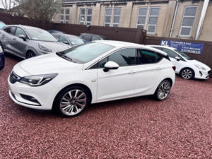2019 Vauxhall Astra 1.4i Turbo Griffin Euro 6 (s/s) 5dr in White — image 6
