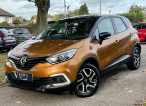 2017 Renault Captur 0.9 Dynamique Nav Tce 90 in Orange — image 3