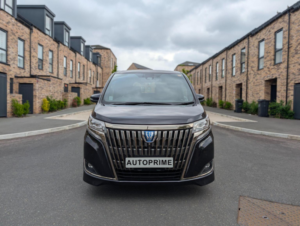 2021 Toyota Esquire in Black — image 2
