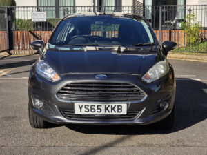 2015 Ford Fiesta 1.25 Zetec Hatchback 3dr Petrol Manual Euro 6 (82 Ps) in Grey — image 2
